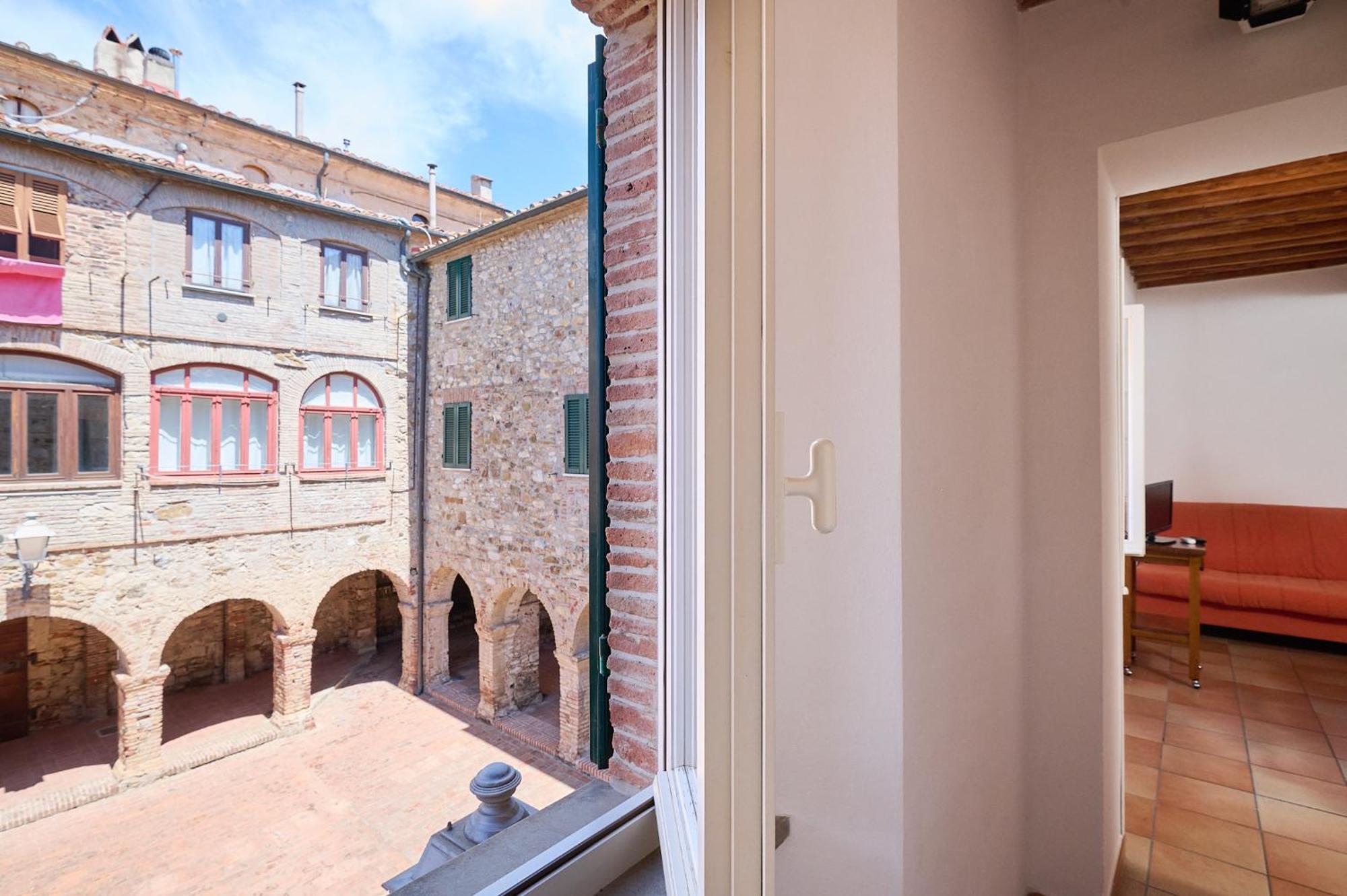 Il Chiostro Appartamenti & Suites Суверето Екстериор снимка
